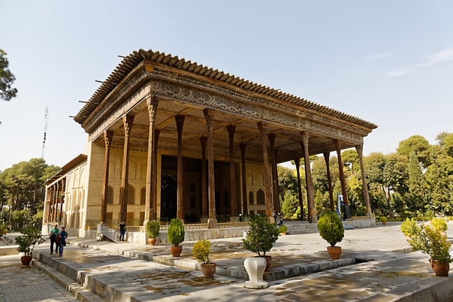 Ispahan-Palais des 40 colonnes-010